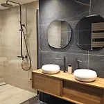 O Temps Suspendu Piscine Interieure, Spa, Sauna Prives En Campagne *