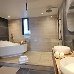 וילה O Temps Suspendu Piscine Interieure, Spa, Sauna Prives En Campagne