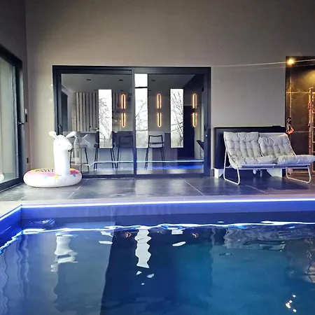 O Temps Suspendu Piscine Interieure, Spa, Sauna Prives En Campagne Willa