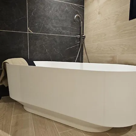 O Temps Suspendu Piscine Interieure, Spa, Sauna Prives En Campagne Villa *