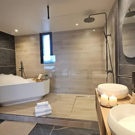 Villa O Temps Suspendu Piscine Interieure, Spa, Sauna Prives En Campagne