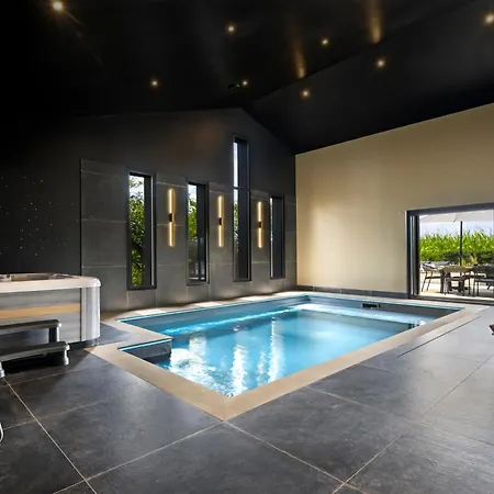Villa O Temps Suspendu Piscine Interieure, Spa, Sauna Prives En Campagne *