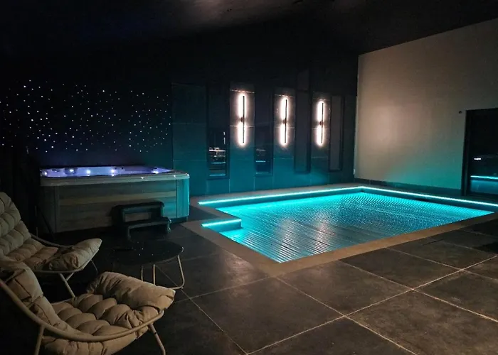 Villa O Temps Suspendu Piscine Interieure, Spa, Sauna Prives En Campagne