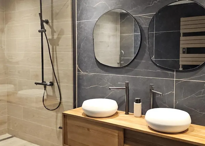 O Temps Suspendu Piscine Interieure, Spa, Sauna Prives En Campagne *