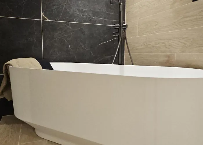 O Temps Suspendu Piscine Interieure, Spa, Sauna Prives En Campagne Villa *